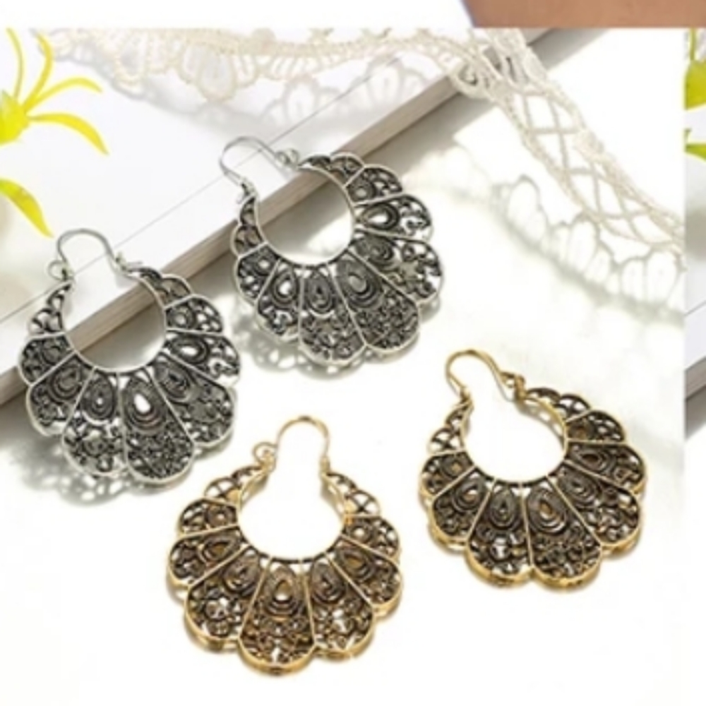 *Maria* Ornate Gold Earrings - Picture 2 of 3